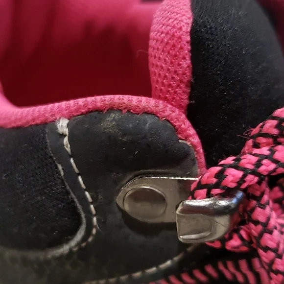Pink and black snickers kids size 3 - Picture 7 of 8
